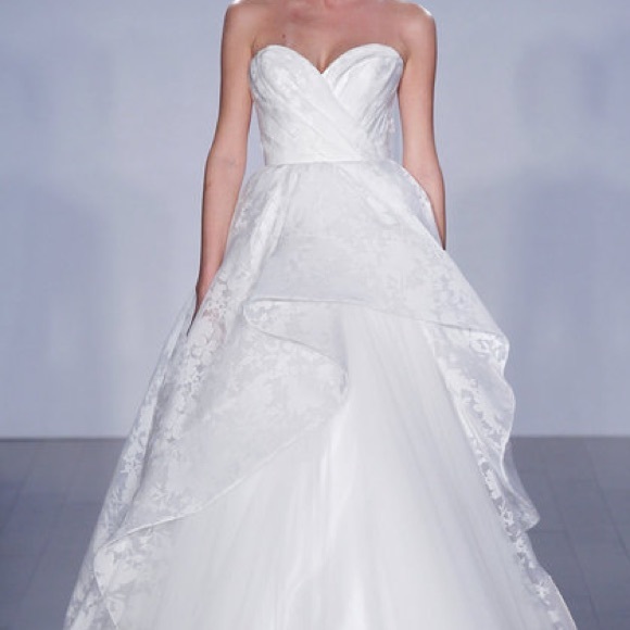 Jim Hjelm Couture Wedding Ball Gown // Style 8506 - Picture 8 of 8